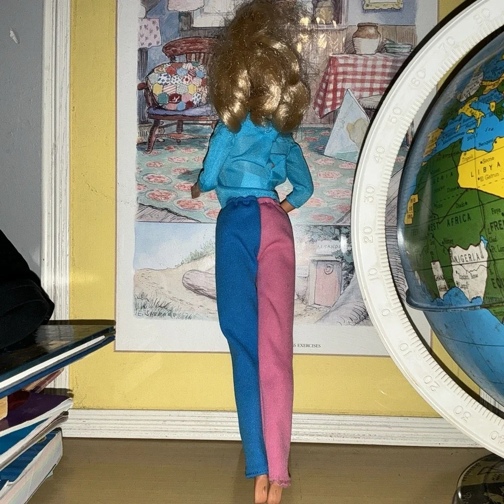BARBIE Doll Vintage 1980s 1990s 80s 90s Blue Outfit Ring Blonde Blue Eyes